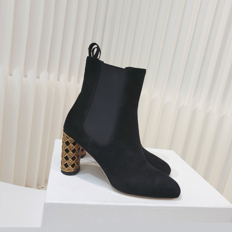 ch**an D*or boots